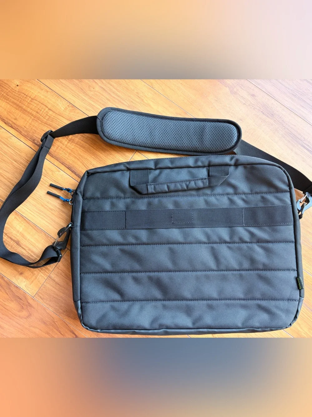 Dell Black Laptop Messenger Bag with Adjustable Shoulder Strap